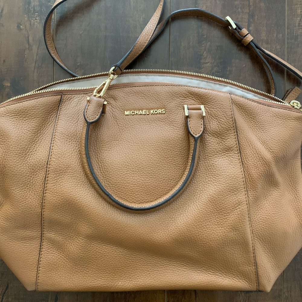 MICHAEL KORS NEE